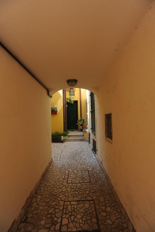 B&B Aurora Domus D'A-Mare Pesaro Kültér fotó
