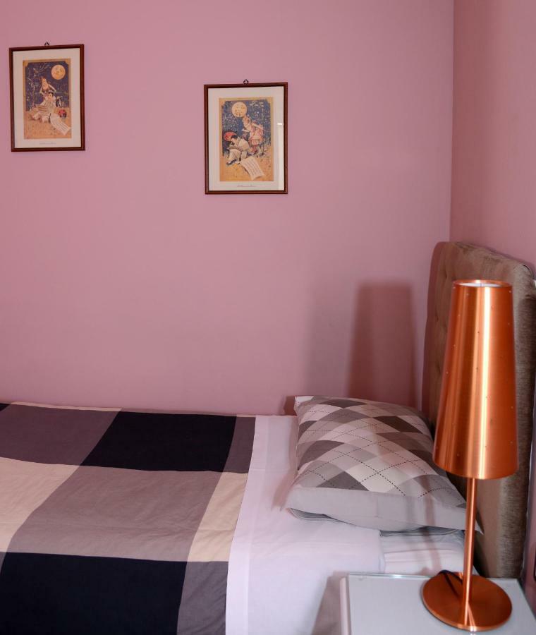 B&B Aurora Domus D'A-Mare Pesaro Kültér fotó